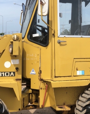 ขายรถตักล้อยาง TCM 810A-2 (เทียบเท่า WA30) (1,XXX ชั่วโมง) นำเข้าเองจากญี่ปุ่น สภาพสวยพร้อมใช้ มีVDOครับ