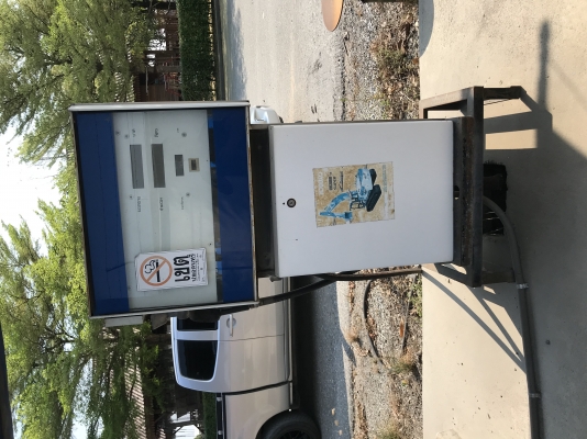 ถังน้ำมัน10,000 ลิตร พร้อมหัวจ่าย