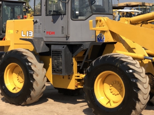 ขายรถตักล้อยาง TCM L13 แขนยาวพิเศษ นำเข้าเองจากญี่ปุ่น สภาพสวยพร้อมใช้ มีVDOการทำงานครับ ขายรถตักล้อยาง TCM L13 แขนยาวพิเศษ นำเข้าเองจากญี่ปุ่น สภาพสวยพร้อมใช้ มีVDOการทำงานครับ