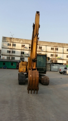 ขายรถขุดขนาดกลาง 12 ตัน ขายรถขุดขนาดกลาง 12 ตัน