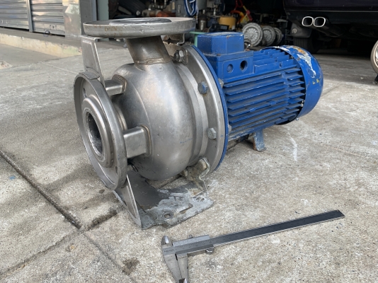 ขายปั๊มน้ำหอยโข่งหัวปั๊มสแตนเลส Ebara 4HP. 380V 65x50/125 made in Italy ขนาดเข้า 2.5นิ้ว ออก 2นิ้ว สภาพสวยเดิมๆ หมุนนิ่ม พร้อมใช้งาน