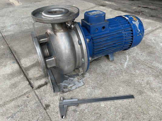 ขายปั๊มน้ำหอยโข่งหัวปั๊มสแตนเลส Ebara 4HP. 380V 65x50/125 made in Italy ขนาดเข้า 2.5นิ้ว ออก 2นิ้ว สภาพสวยเดิมๆ หมุนนิ่ม พร้อมใช้งาน