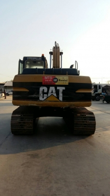 รถขุดขนาดกลาง 15 ตัน