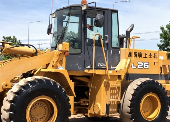 ขายรถตักล้อยาง TCM L26 นำเข้าเองจากญี่ปุ่น สภาพสวยพร้อมใช้ มีVDOการทำงานครับ ขายรถตักล้อยาง TCM L26 นำเข้าเองจากญี่ปุ่น สภาพสวยพร้อมใช้ มีVDOการทำงานครับ