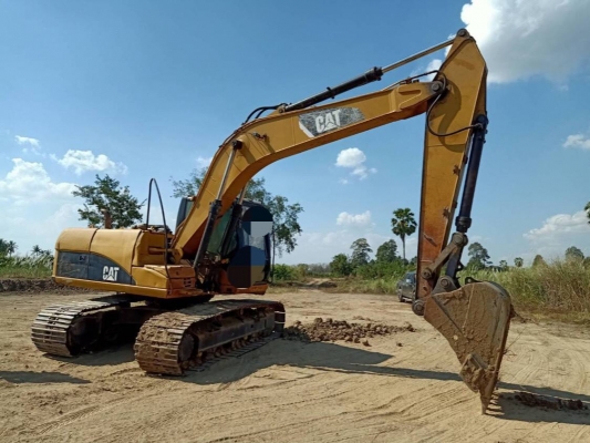 ขาย CAT 315 D JAPAN เล่มทะเบียน ไฟฟ้าครบ เครื่องดี ปั้มแรง เอวแน่น ช่วงล่างโซ่ใหม่ แอร์หนาว รถสวยพร้อมใช้งาน เอกสารพร้อมโอน ราคา  950,000 บาท รถอยู่ นครสวรรค์ 064-191-1112