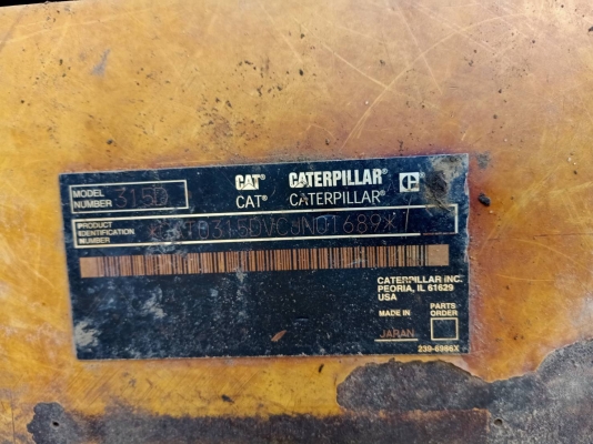 ขาย CAT 315 D JAPAN เล่มทะเบียน ไฟฟ้าครบ เครื่องดี ปั้มแรง เอวแน่น ช่วงล่างโซ่ใหม่ แอร์หนาว รถสวยพร้อมใช้งาน เอกสารพร้อมโอน ราคา  950,000 บาท รถอยู่ นครสวรรค์ 064-191-1112