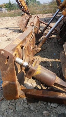 รถแทร็กเตอร์ CAT D5D ฮ๊าฟยาวตีนเป็ด เครื่องดี เกียร์ตัดแรง ระบบเฟืองขับฮ๊าฟสมบูรณ์ เลี้ยวดี รถสวยพร้อมใช้งาน รถอยู่ มีนบุรี ขาย 275,000  064-191-1112