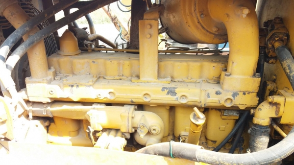 รถแทร็กเตอร์ CAT D5D ฮ๊าฟยาวตีนเป็ด เครื่องดี เกียร์ตัดแรง ระบบเฟืองขับฮ๊าฟสมบูรณ์ เลี้ยวดี รถสวยพร้อมใช้งาน รถอยู่ มีนบุรี ขาย 275,000  064-191-1112