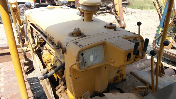 รถแทร็กเตอร์ CAT D5D ฮ๊าฟยาวตีนเป็ด เครื่องดี เกียร์ตัดแรง ระบบเฟืองขับฮ๊าฟสมบูรณ์ เลี้ยวดี รถสวยพร้อมใช้งาน รถอยู่ มีนบุรี ขาย 275,000  064-191-1112