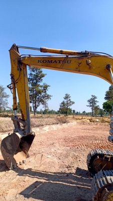 ขาย 495,000  KOMATSU PC120-5 คอนโทรล สั้น ตัวเดินใหญ่ แอร์เย็น  โช่ใหม่ เอวแน่น เอกสารอินวอยท์ รถพร้อมใช้งาน รถอยู่ ขอนแก่น 090-772-3710 090-772-3708