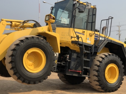 ขายรถตักล้อยาง KOMATSU WA380-6 ปี 2012 รถนอกนำเข้าเองจากญี่ปุ่น สภาพสวยพร้อมใช้ มีVDOการทำงานครับ