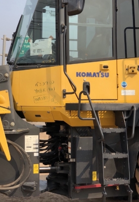 ขายรถตักล้อยาง KOMATSU WA380-6 ปี 2012 รถนอกนำเข้าเองจากญี่ปุ่น สภาพสวยพร้อมใช้ มีVDOการทำงานครับ
