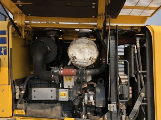 ขายรถตักล้อยาง KOMATSU WA380-6 ปี 2012 รถนอกนำเข้าเองจากญี่ปุ่น สภาพสวยพร้อมใช้ มีVDOการทำงานครับ