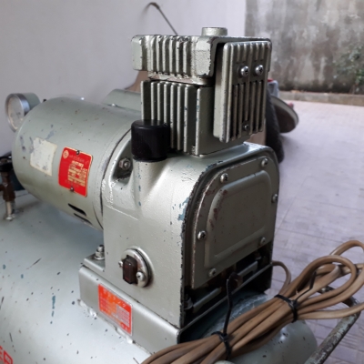 ปั้มลม Hitachi super Bebicon