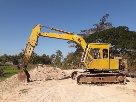 ขายCAT E120ปั้มนิ้วคอลโทลสั้นพร้อมใช้190000