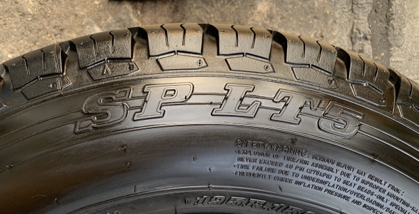 ยางใหม่ป้ายแดง 195 R15 Dunlop ปลายปี 19 ใหม่ยกห้าง ตุ่มอลังทุกเส้น