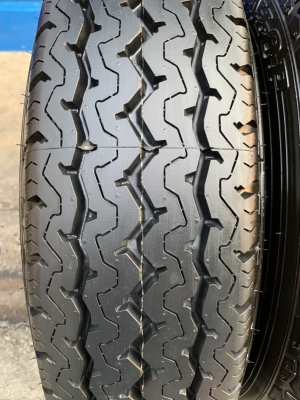 ยางใหม่ป้ายแดง 195 R15 Dunlop ปลายปี 19 ใหม่ยกห้าง ตุ่มอลังทุกเส้น