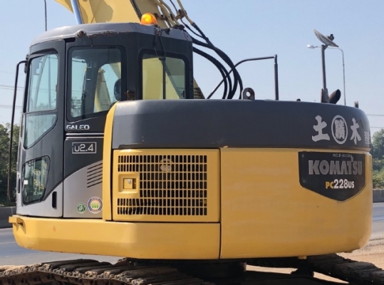 ขายรถขุด KOMATSU PC228US-3 (เทียบเท่า PC200-7) นำเข้าเองจากญี่ปุ่น สภาพสวยพร้อมใช้งาน มีVDOการทำงานครับ