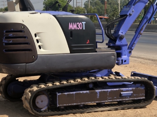 ขายรถขุด MITSUBISHI MM30T (1XXX ชั่วโมง) นำเข้าเองจากญี่ปุ่น สภาพสวยพร้อมใช้ มีVDOการทำงานครับ