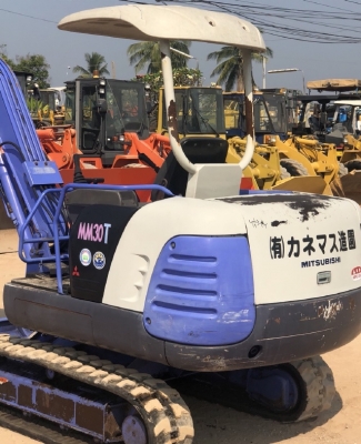 ขายรถขุด MITSUBISHI MM30T (1XXX ชั่วโมง) นำเข้าเองจากญี่ปุ่น สภาพสวยพร้อมใช้ มีVDOการทำงานครับ