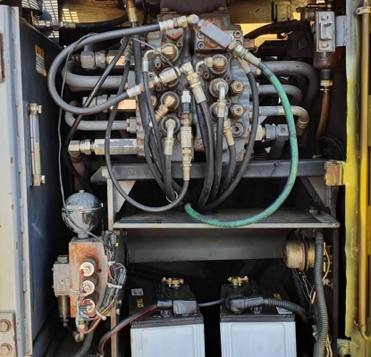 ขายด่วนราคาพิเศษ485,000บาทรถแบคโฮซูมิโตโม่SH120เทียบเท่าPC120รถนอกเพิ่งนำเข้ามาใหม่ยังไม่เคยใช้งานในเมืองไทยเลย