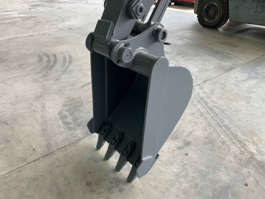 KOMATSU PC20-7E รถนำเข้าจากญี่ปุ่น เช็คระบบและเก็บสีให้พร้อมใช้ ขายไม่แพงครับ KOMATSU PC20-7E รถนำเข้าจากญี่ปุ่น เช็คระบบและเก็บสีให้พร้อมใช้ ขายไม่แพงครับ