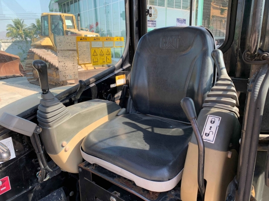 CAT 303SR ตู้เก๋ง รถนำเข้าจากญี่ปุ่น สภาพสวย ราคาไม่แพงครับ