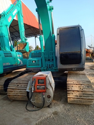 ขายKOBELCO SK120-3 มาร์คไฟว์  ซุปเปอร์  เก่าในสภาพสวย แทรค70 ใช้งานมา 10,xxxชั่วโมง  เอกสารอินวอย โทร 089-3818694 จ๊อย
