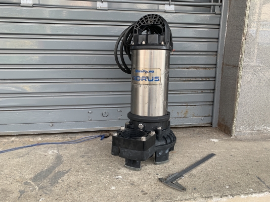 ขายไดโว่สูบน้ำ ShinMaywa NORUS 3HP. 380V made in Japan ขนาดท่อ 2.5นิ้ว สภาพสวยใหม่มาก หมุนนิ่ม พร้อมใช้งาน ราคา 7,800 บาท ขายไดโว่สูบน้ำ ShinMaywa NORUS 3HP. 380V made in Japan ขนาดท่อ 2.5นิ้ว สภาพสวยใหม่มาก หมุนนิ่ม พร้อมใช้งาน ราคา 7,800 บาท