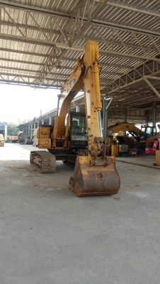 รถขุด ขนาด 20 ตัน