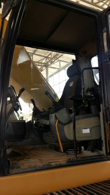 รถขุดขนาด 20 ตัน