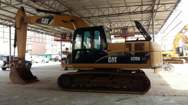 รถขุดขนาด 20 ตัน