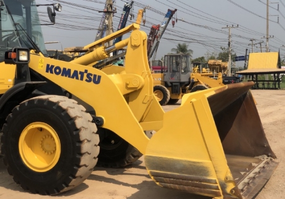 ขายรถตักล้อยาง KOMATSU WA320-7 ปี 2017 นำเข้าเองจากญี่ปุ่น สภาพสวยพร้อมใช้