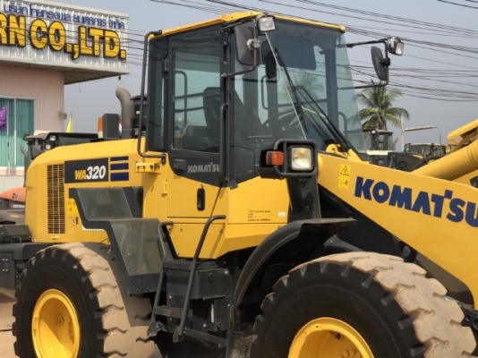 ขายรถตักล้อยาง KOMATSU WA320-7 ปี 2017 นำเข้าเองจากญี่ปุ่น สภาพสวยพร้อมใช้
