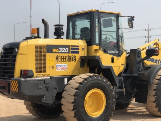 ขายรถตักล้อยาง KOMATSU WA320-7 ปี 2017 นำเข้าเองจากญี่ปุ่น สภาพสวยพร้อมใช้