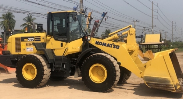 ขายรถตักล้อยาง KOMATSU WA320-7 ปี 2017 นำเข้าเองจากญี่ปุ่น สภาพสวยพร้อมใช้