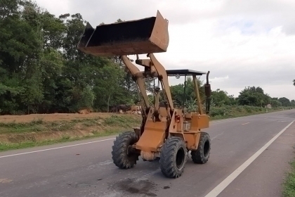 ขายด่วนๆ รถตัก KOMAT`SU WA30 เครืองดี ปั้มดี ยางดี สภาพดีเดิมๆพร้อมใช้งาน   210,000บ. ติดต่อ 089-5367218. 081-4252943
