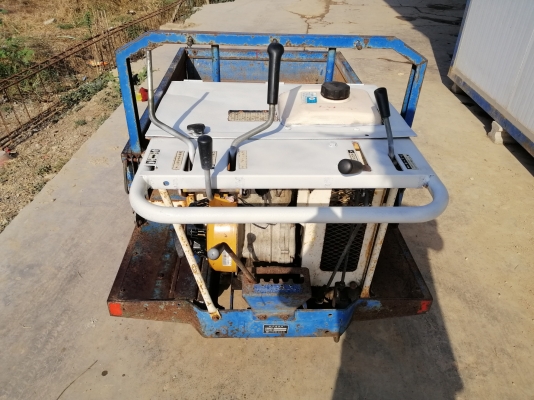 ขายรถบรรทุกตีนตะขาบ wheels carrier RobinRH25