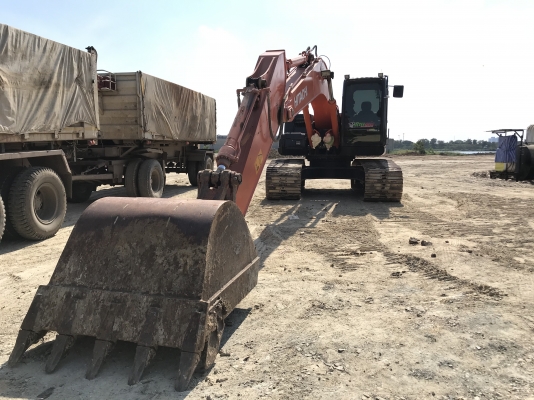 ขายดาวน์ฮิตาชิzx200-5G