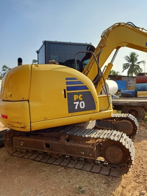 KOMATSU PC70-8 สภาพสวยพร้อมใช้งาน เอกสารเล่มทะเบียน 4&times;&times;&times; กว่าชั่วโมง มีไลน์หัวแย็ค ราคา 1250000  สนใจสอบถามไว้ใช้งาน  093 0764943  K ตั้ม