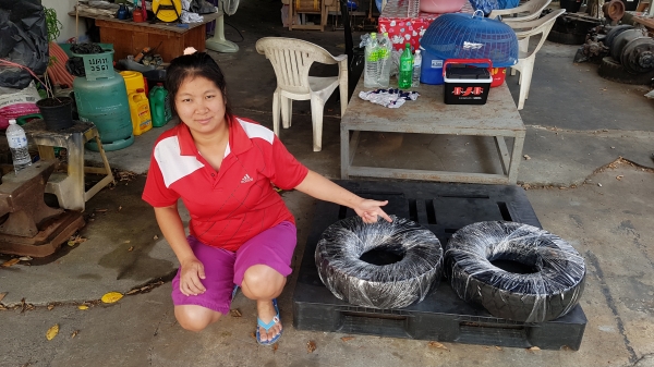 ขายยางลม รถยกโฟล์คลิฟท์ ขนาด 600-15 ,28&times;9-15 , 700-12 ,650-10,600-9 ยางญี่ปุ่น หรือ ไต้หวัน ค่ะ 0844591695 เหมี๋ยวค่ะ