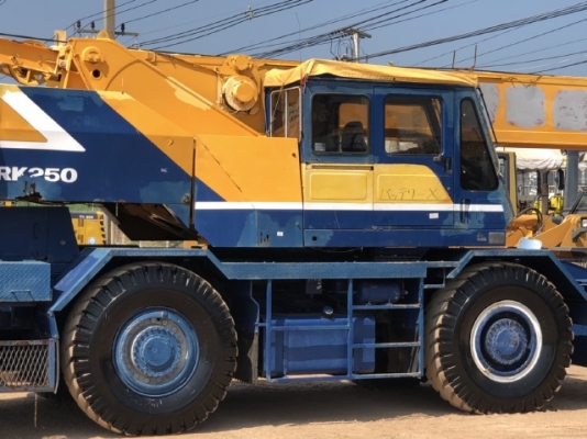 ขายรถเครน KOBELCO RK250 (ขนาด 25 ตัน) นำเข้าเองจากญี่ปุ่น สภาพสวยพร้อมใช้งาน มีVDOการทำงานครับ