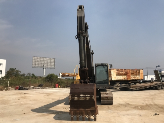ขายแบคโฮ VOLVO EC210D รถในไทย ปี 2015 พร้อมไฟแนนซ์ สนใจติดต่อ ผึ้ง 095-0563605