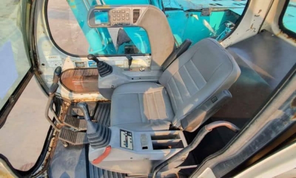 ขายด่วนราคาพิเศษ650,000บาทหกแสนห้าหมื่นบาทถ้วนรถแบคโฮKOBELCO-SK120MARK5มาร์ไฟร์รถนอกเพิ่งนำเข้ามาใหม่ยังไม่เคยใช้งานในเมืองไทยเลยบูมอาร์มสวยช่วงล่างเต็มเอวเเน่นเครื่องดีปั้มดีไฟฟ้าครบซีเรียสสูงเร็วเเรงไม่โหลดรถสถาพเดิมๆดีเดินลายหัวกะแทกมาแล้วพร้อมใช้เอกสา