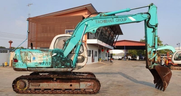 ขายด่วนราคาพิเศษ650,000บาทหกแสนห้าหมื่นบาทถ้วนรถแบคโฮKOBELCO-SK120MARK5มาร์ไฟร์รถนอกเพิ่งนำเข้ามาใหม่ยังไม่เคยใช้งานในเมืองไทยเลยบูมอาร์มสวยช่วงล่างเต็มเอวเเน่นเครื่องดีปั้มดีไฟฟ้าครบซีเรียสสูงเร็วเเรงไม่โหลดรถสถาพเดิมๆดีเดินลายหัวกะแทกมาแล้วพร้อมใช้เอกสา