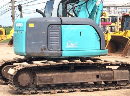 ขายรถขุด KOBELCO SK135SR ลายหัวกระแทก นำเข้าเองจากญี่ปุ่น สภาพสวยพร้อมใช้ มีVDOการทำงานครับ