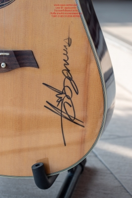 กีต้าร์โปร่งคาราบาว รุ่น GW308C-N-1 คอเว้า สีไม้ ตระกูลเวลคัมทูไทยแลนด์ มือสอง สภาพใหม่