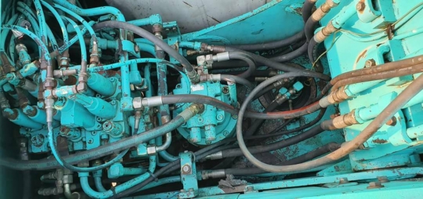 ขายด่วนราคาพิเศษ650,000บาทหกแสนห้าหมื่นบาทถ้วนรถแบคโฮKOBELCO-SK120MARK5มาร์ไฟร์รถนอกเพิ่งนำเข้ามาใหม่ยังไม่เคยใช้งานในเมืองไทยเลย