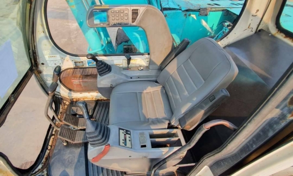 ขายด่วนราคาพิเศษ650,000บาทหกแสนห้าหมื่นบาทถ้วนรถแบคโฮKOBELCO-SK120MARK5มาร์ไฟร์รถนอกเพิ่งนำเข้ามาใหม่ยังไม่เคยใช้งานในเมืองไทยเลย