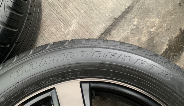 ล้อแม็ก Toyota Fortuner TRD ขอบ 20 พร้อมยางป้ายแดง 265-50-20 Dunlop ปลายปี 19